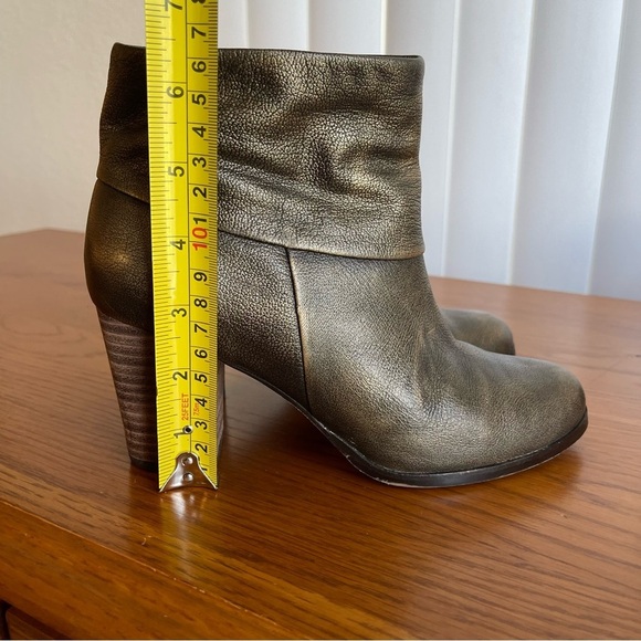 Cole Haan Cassidy Leather Ankle Bootie Black Metallic Bronze Brush Size 5 - Picture 9 of 16